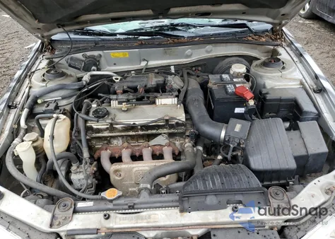 2000 Mitsubishi Galant Es z USA, uszkodzony, nr VIN 4A3AA46G7YE136036